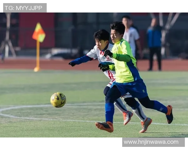 足球叉子：探寻这项独特运动器械的历史与未来发展之路